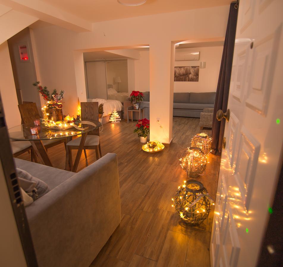 Kalamata Suites By 'Elite' Esterno foto